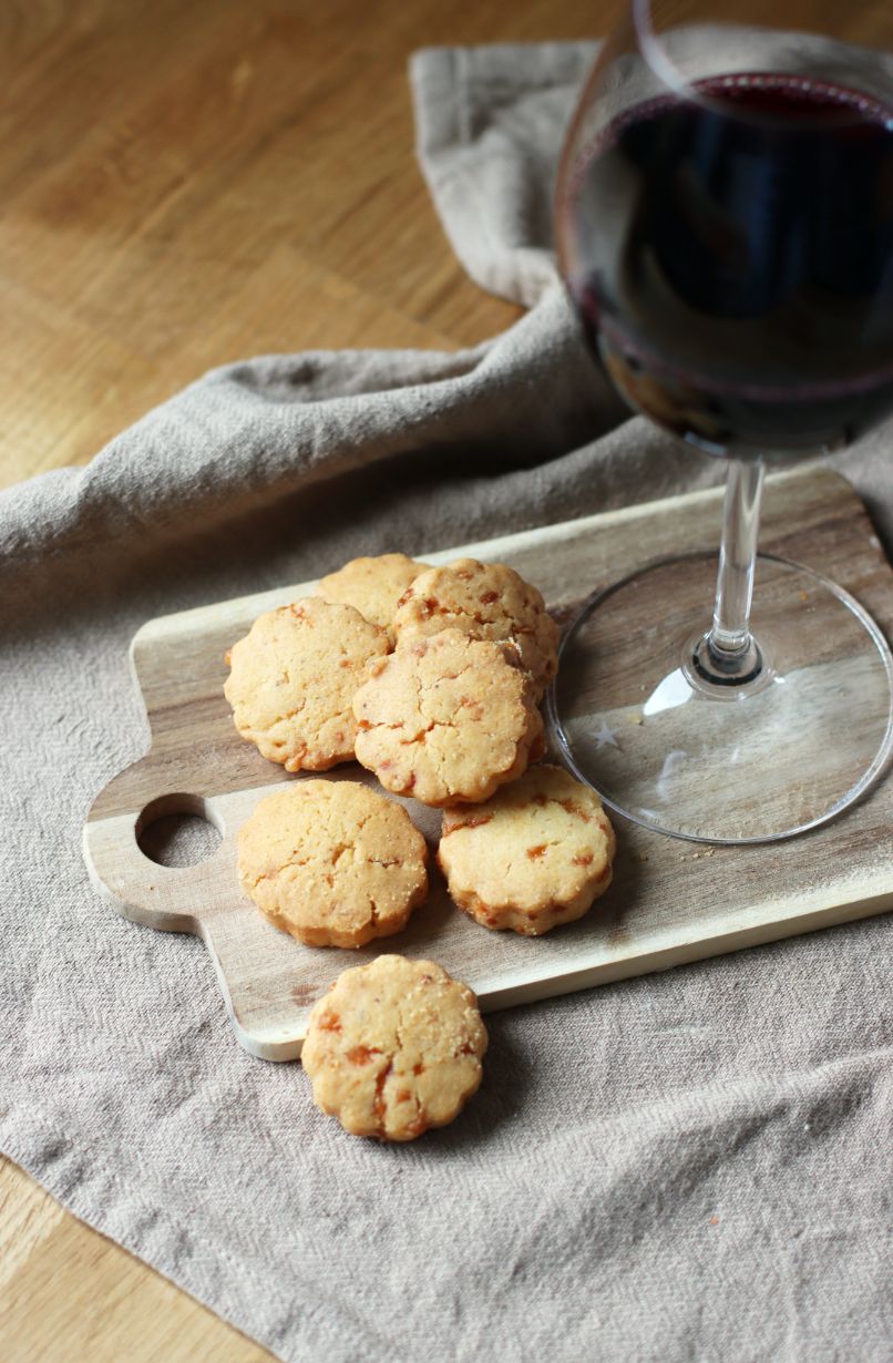 Drumlin cheese shortbread pops